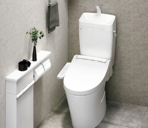 INAXアメージュ便器+KB31 便器本体+シャワー便座の写真